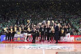 扑克逻辑思维：从“期望值（EV）”出发，解析每一次跟注背后的长期盈亏。（扑克决策学：用期望值衡量每次跟注的长期得失）