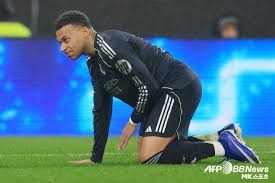 LPL夺冠大热门回来了，9连胜无人能挡，还帮了iG一个大忙